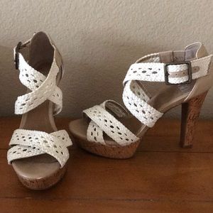 Gianni Bini white cork heels